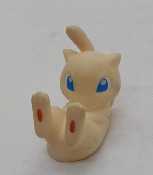 Pokemon: Pokemon Kids - figuuri: Mew, selällään Kunto: -/C